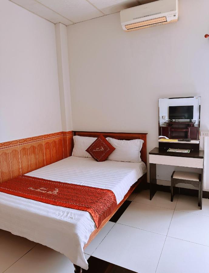 Truc Hoang Ha Hotel Kon Tum Ngoại thất bức ảnh