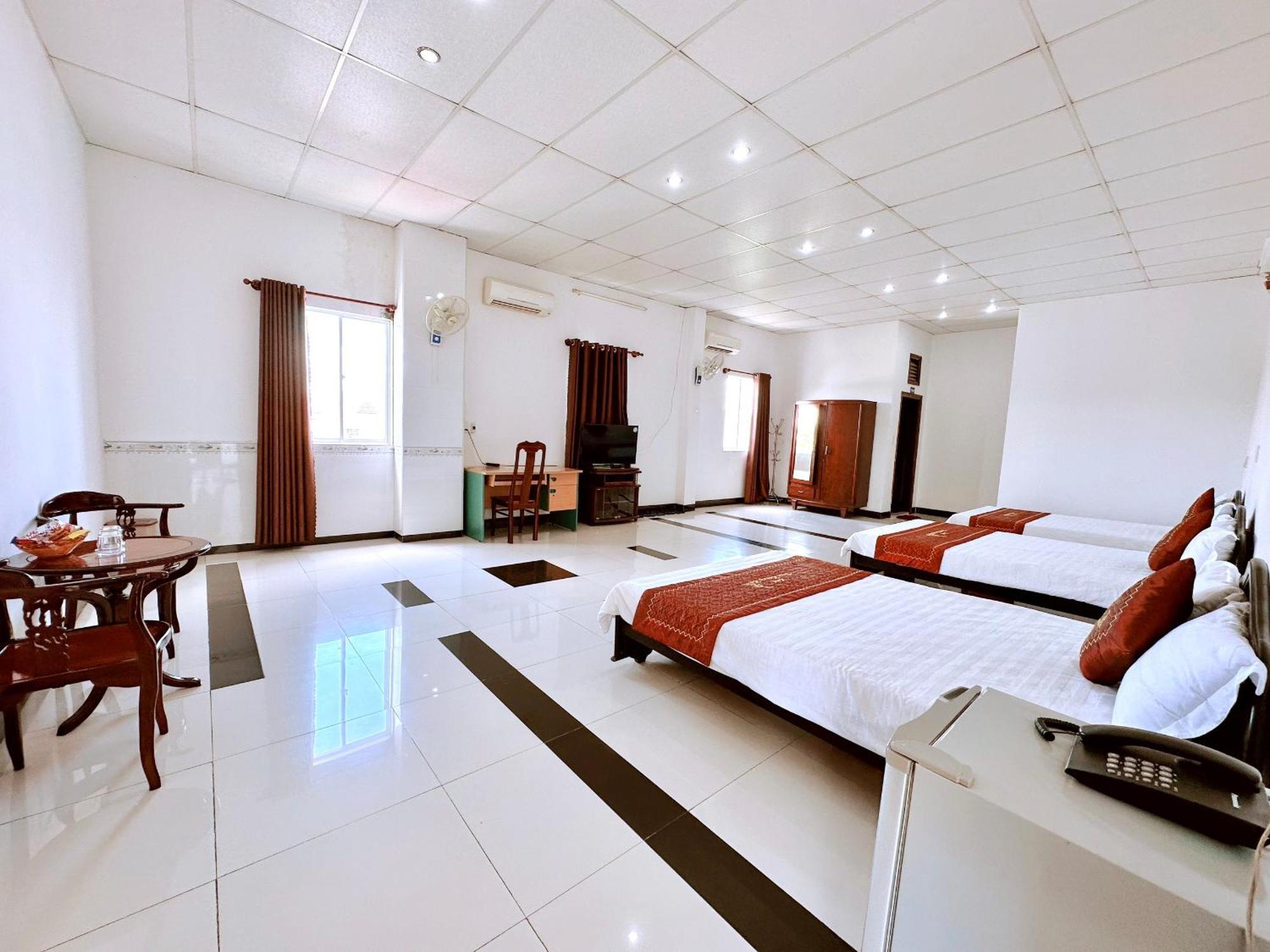 Truc Hoang Ha Hotel Kon Tum Ngoại thất bức ảnh
