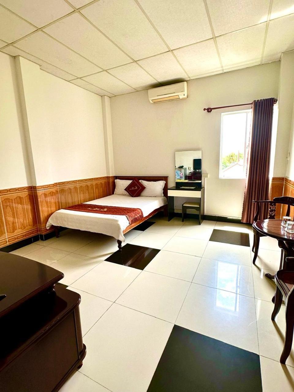 Truc Hoang Ha Hotel Kon Tum Ngoại thất bức ảnh